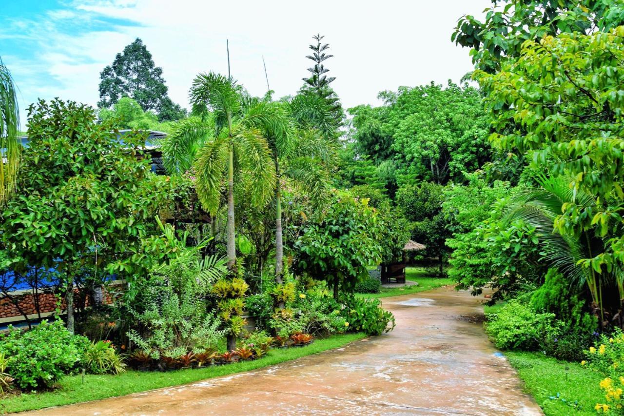 Ya Teng Homestay Ban Tha Sai Exteriör bild
